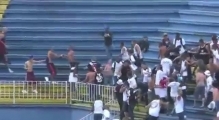 Brutal Violence Soccer Fighting Between Vasco & Atletico PR Fans
