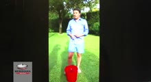 Matteo Renzi ha accettato l'Ice Bucket Challenge: ecco la sua secchiata gelata per la SLA